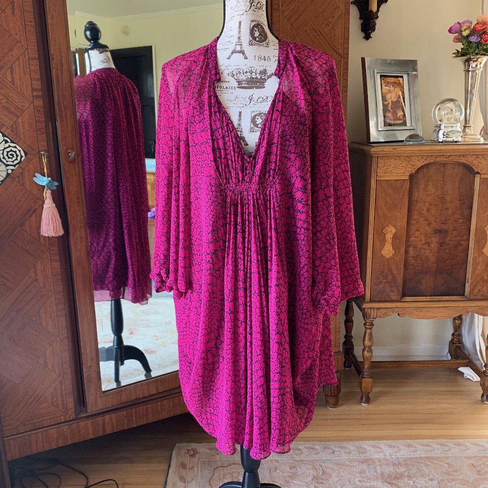 Beautiful Silk Diane Von Furstenberg Dress